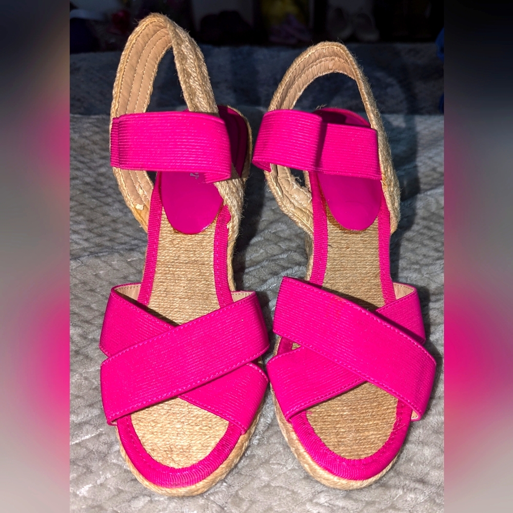 New Apt. 9 Wedges